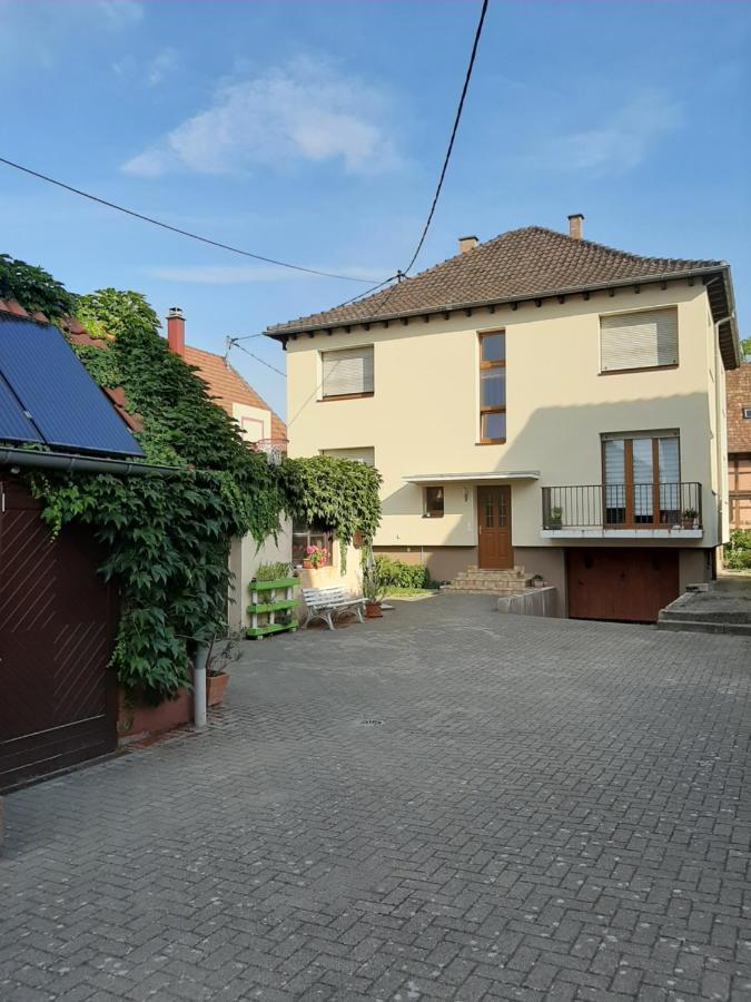 Les Chambres De Marthe Et Gerard Lipsheim Exterior foto
